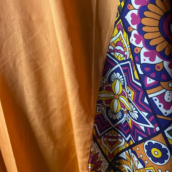 Side Patchwork Midi Dress - Picture 4 of 7